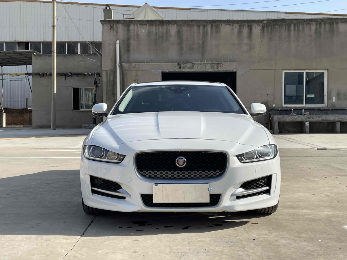 捷豹 XE  2015款 2.0T 200PS R-Sport圖片