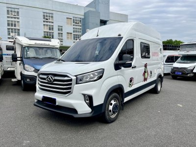 2022年8月 上汽大通 RV90 2.0T旅行家V90自行式B型房车旗舰版图片