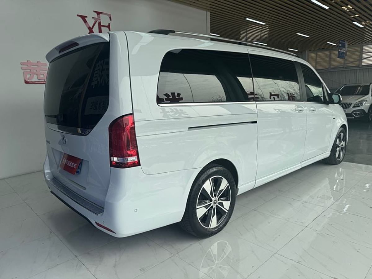 奔馳 V級  2020款 V 260 L 長軸距豪華版圖片