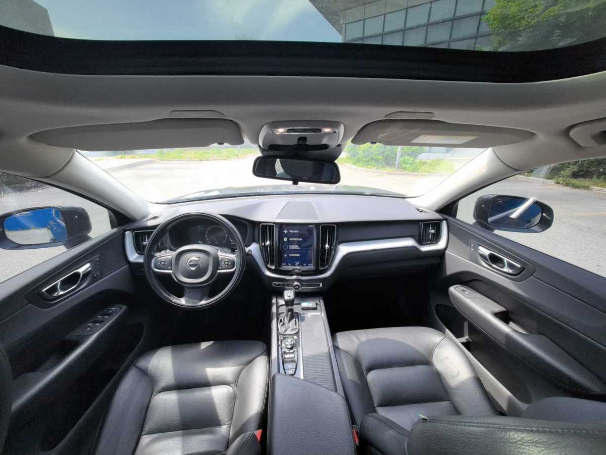 沃爾沃 XC60  2019款  T5 四驅(qū)智逸版 國VI圖片