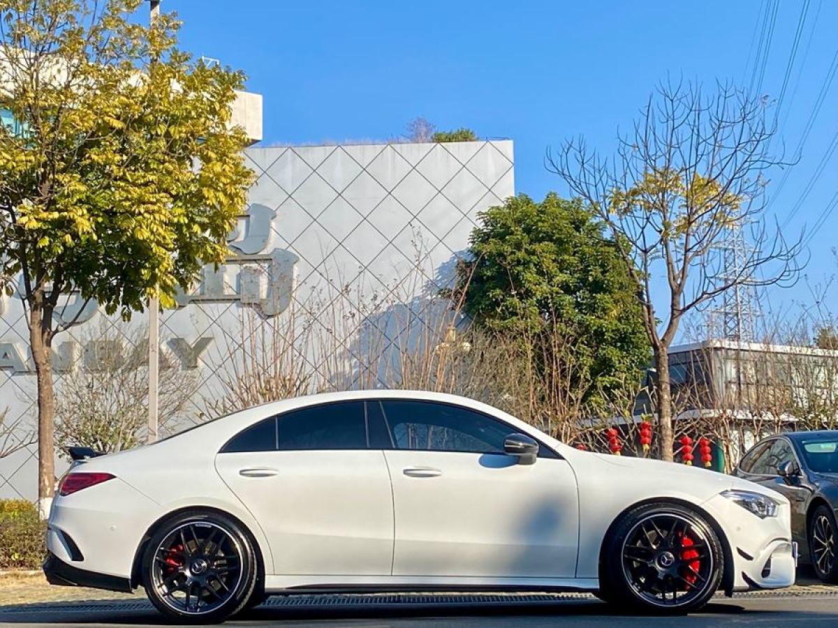 奔馳 奔馳CLA級(jí)AMG  2022款 AMG CLA 45 S 4MATIC+圖片