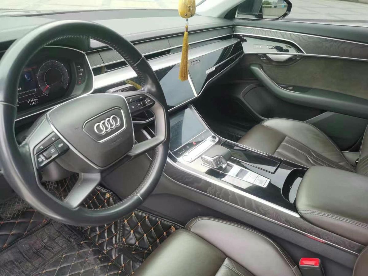 奧迪 奧迪S8  2020款 S8L 4.0TFSI quattro圖片