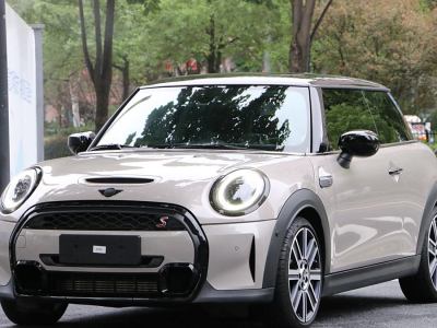 2022年9月 MINI MINI 改款 2.0T COOPER S 藝術家圖片