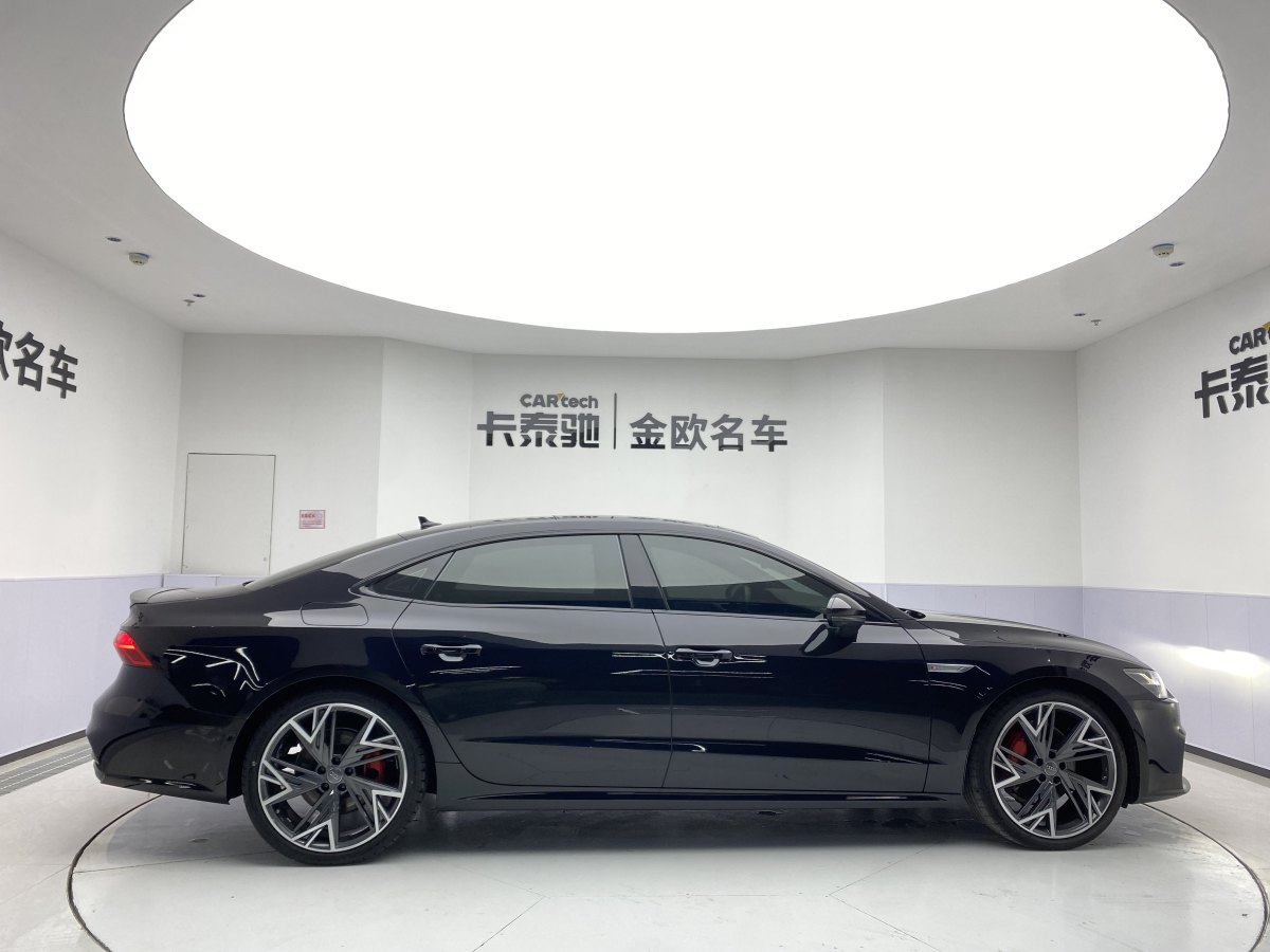 奧迪 奧迪A7L  2023款 45 TFSI quattro S-line 黑武士版圖片