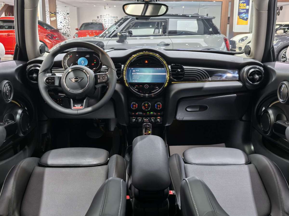 MINI MINI  2023款 2.0T COOPER S 弧光特別版圖片