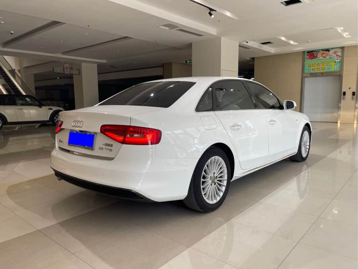 奧迪 奧迪A4L  2016款 35 TFSI 典藏版 S line舒適型圖片