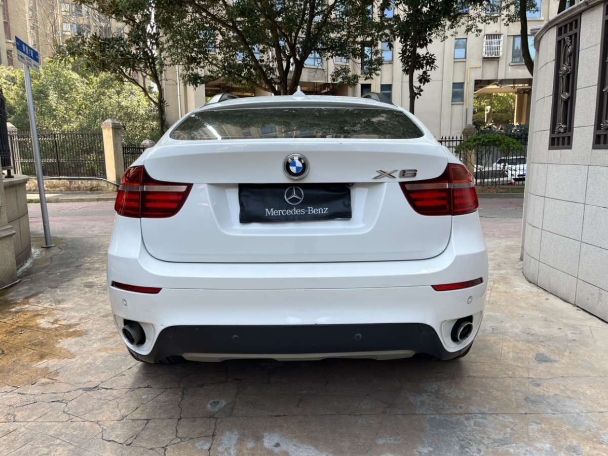 寶馬 寶馬X6  2014款 xDrive35i 運(yùn)動型圖片