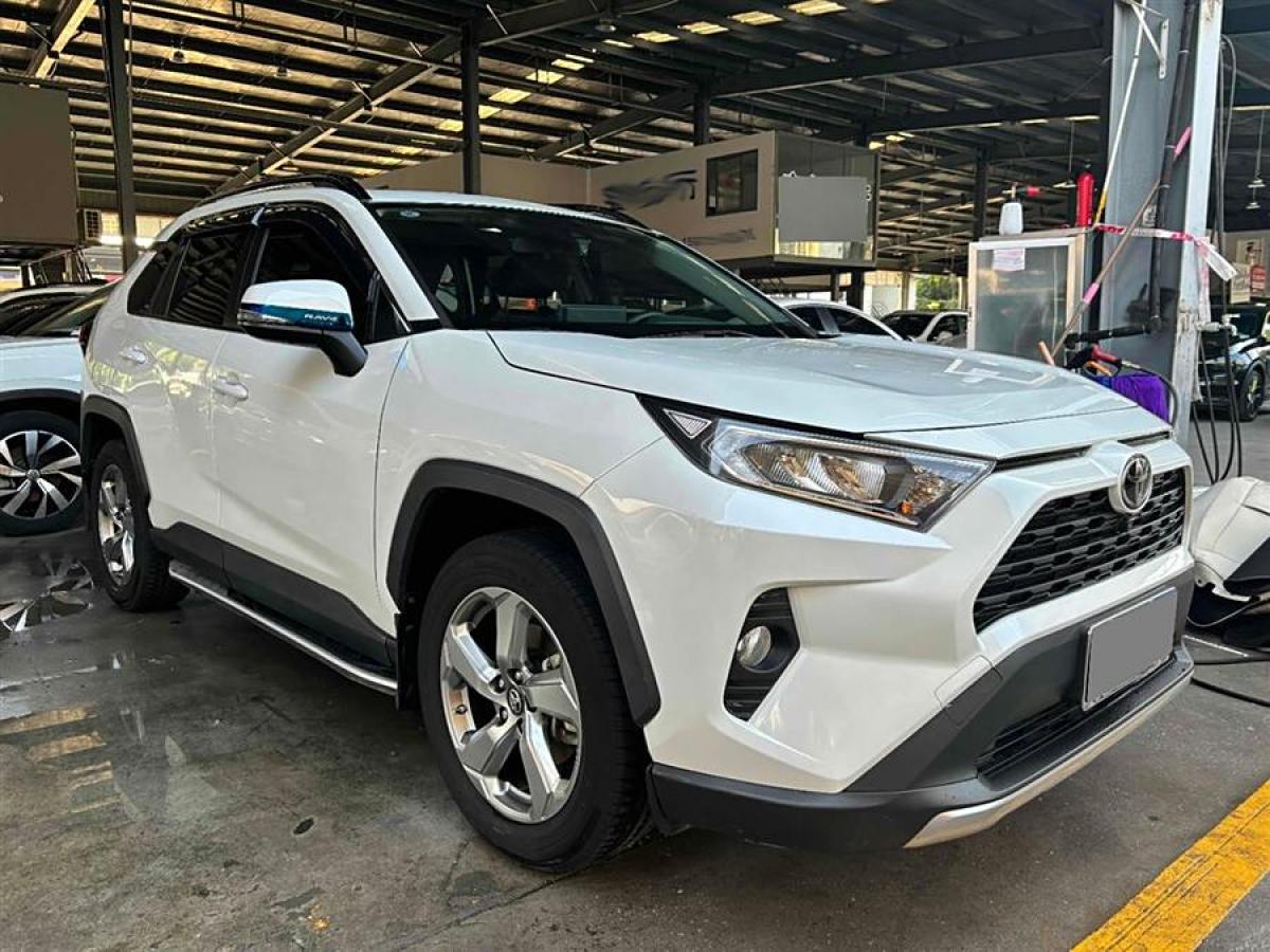 豐田 RAV4榮放  2021款 2.0L CVT兩驅(qū)風(fēng)尚版圖片