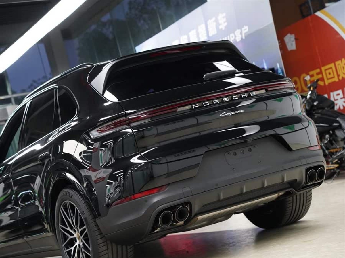 保時(shí)捷 Cayenne  2024款 Cayenne 3.0T圖片