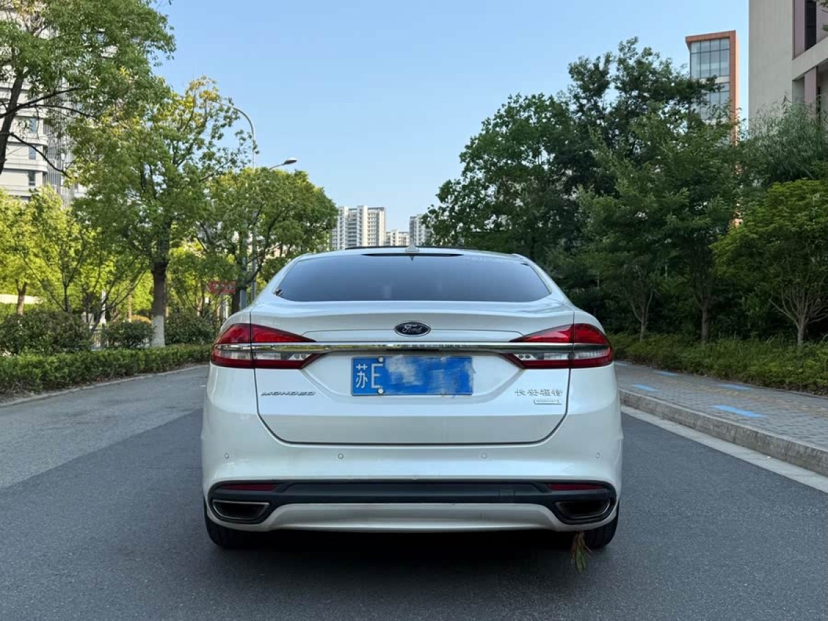 福特 蒙迪歐  2017款 改款 EcoBoost 180 時(shí)尚型圖片