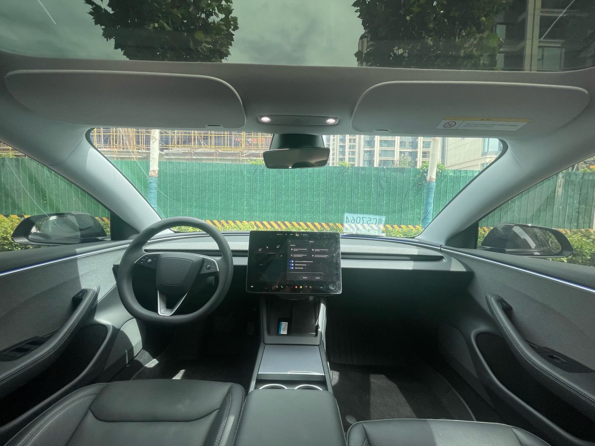 特斯拉 Model 3  2023款 煥新版 后輪驅(qū)動(dòng)圖片