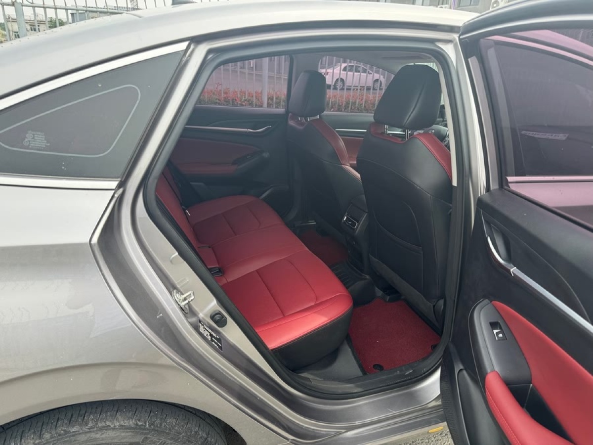 長安 逸動  2021款 PLUS 藍鯨NE 1.4T GDI DCT尊貴型圖片