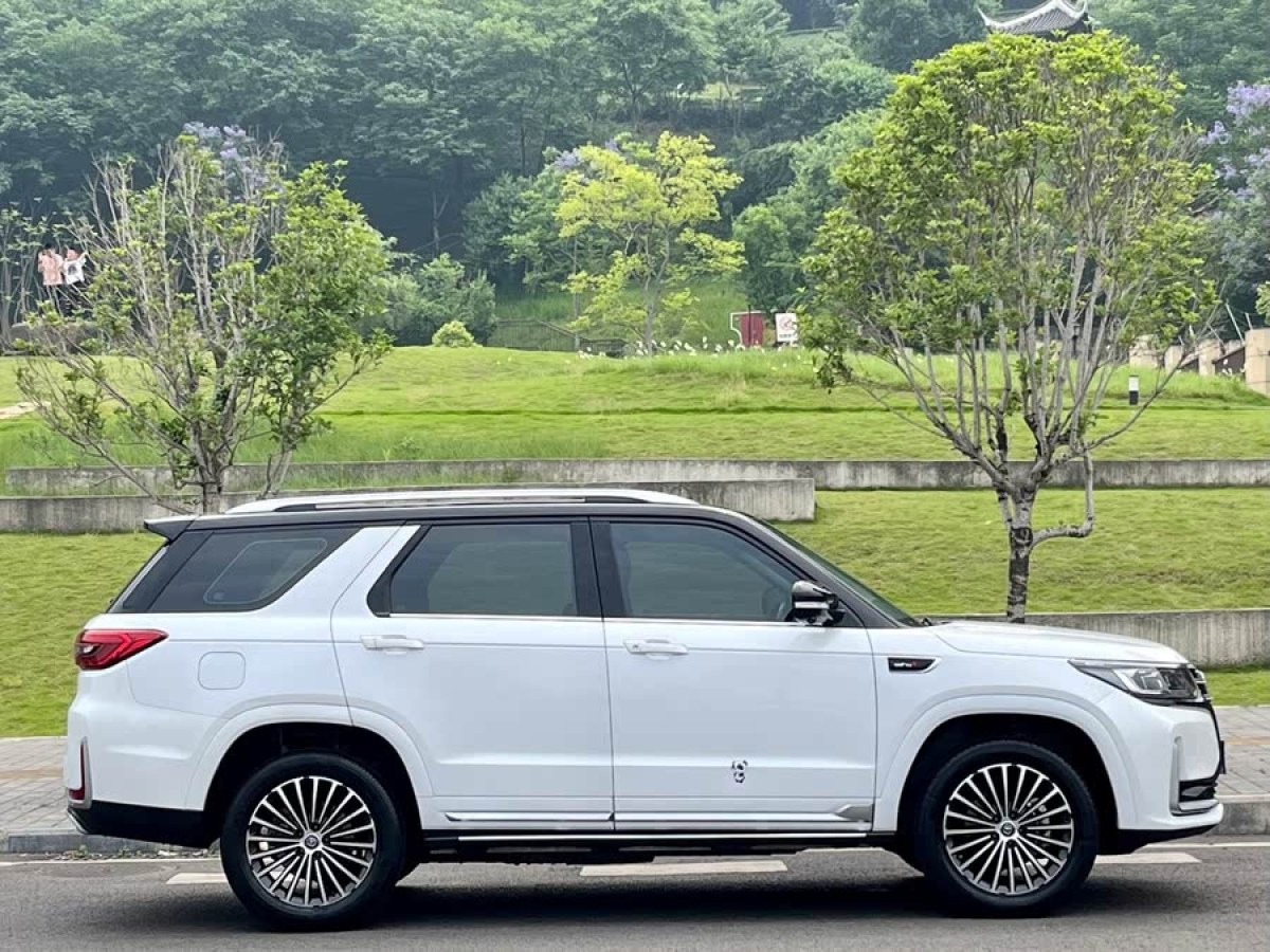 長(zhǎng)安 CS95  2019款 2.0T 兩驅(qū)豪華型圖片