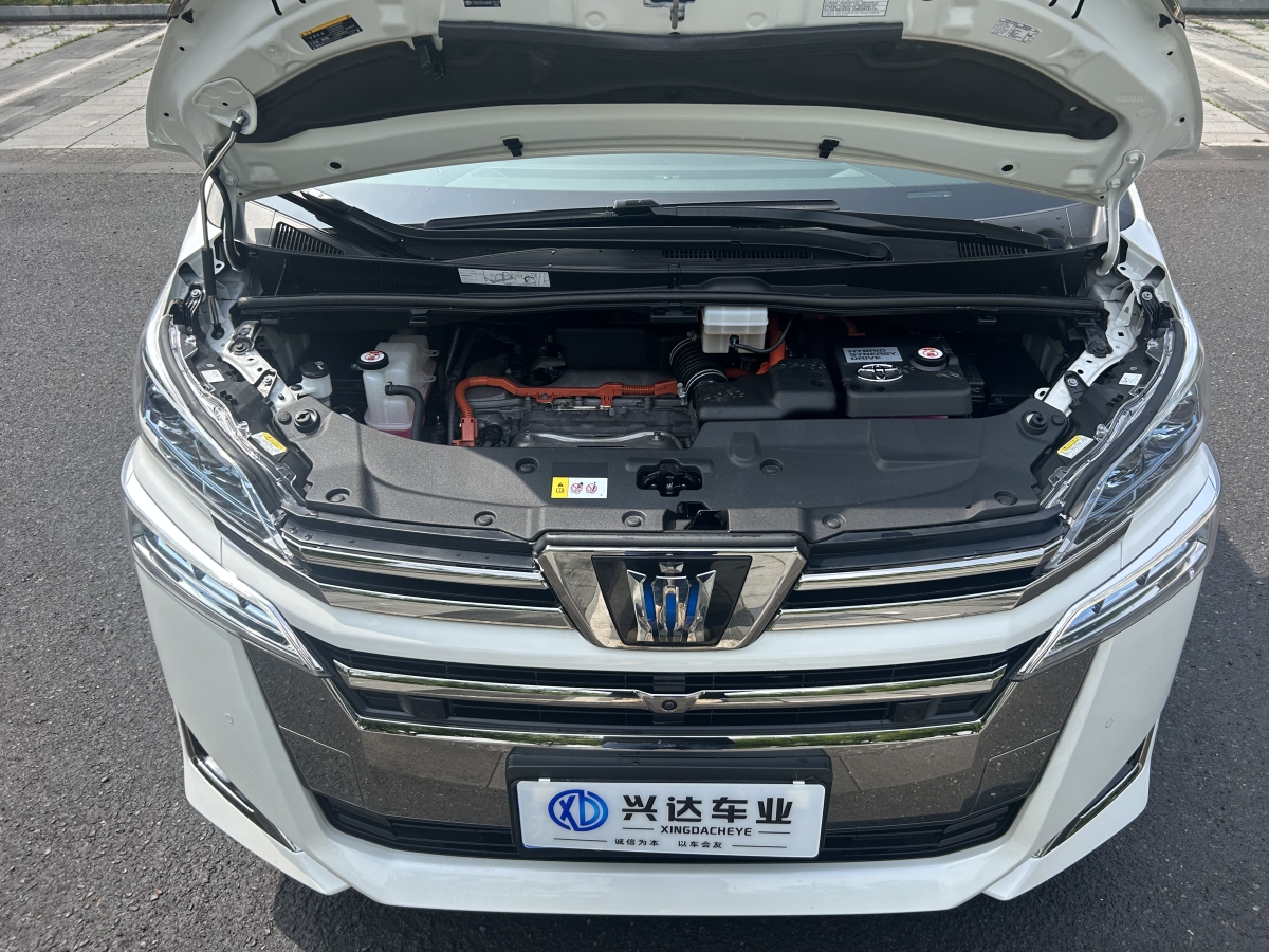 丰田 威尔法  2021款 皇冠 双擎 2.5L HV尊贵版图片