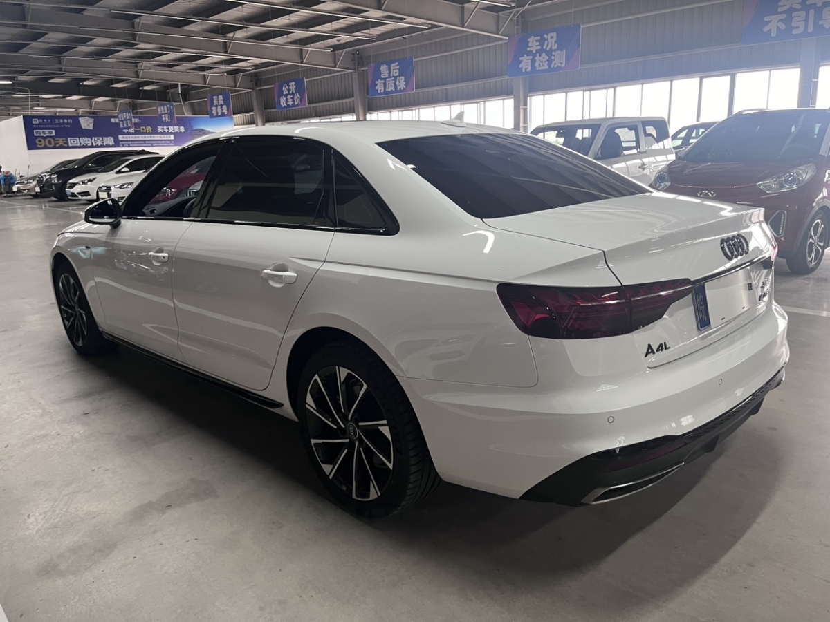 2023年06月奧迪 奧迪A4L  2023款 40 TFSI 豪華動感型