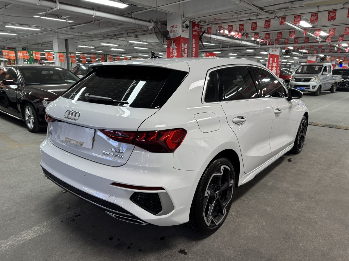 奧迪 奧迪A3  2024款 Sportback 35 TFSI 豪華運(yùn)動(dòng)型圖片