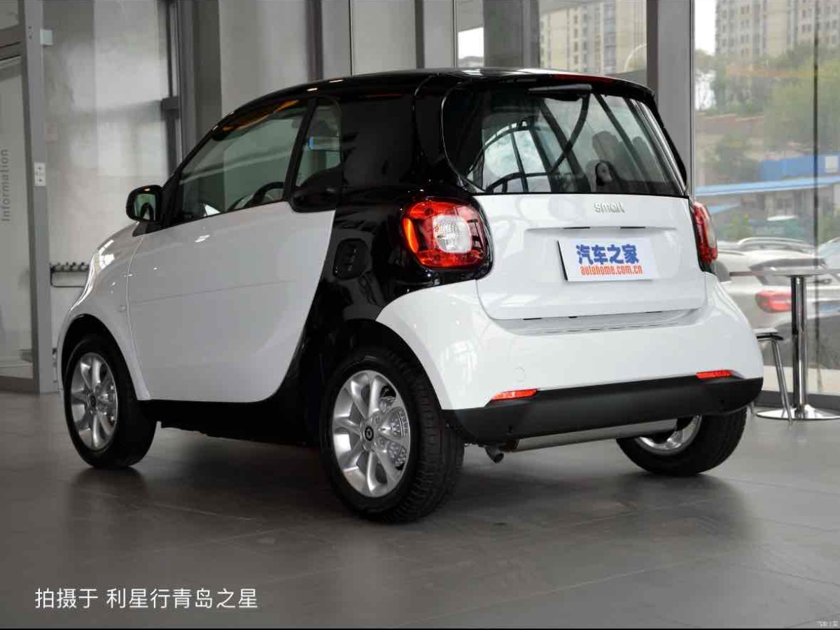 smart fortwo  2015款 1.0L 52千瓦硬頂靈動(dòng)版圖片