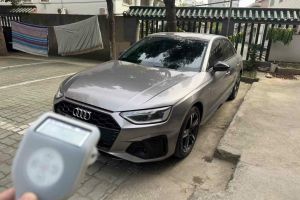 奥迪A4L 奥迪 35 TFSI 时尚动感型