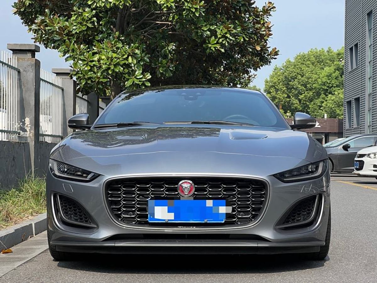 2021年1月捷豹 F-TYPE  2021款 P300 后驅First Edition硬頂版