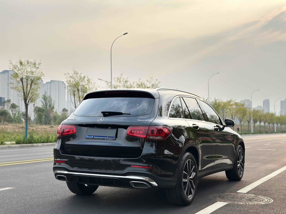 2022年06月奔馳 奔馳GLC  2022款 GLC 260 L 4MATIC 豪華型