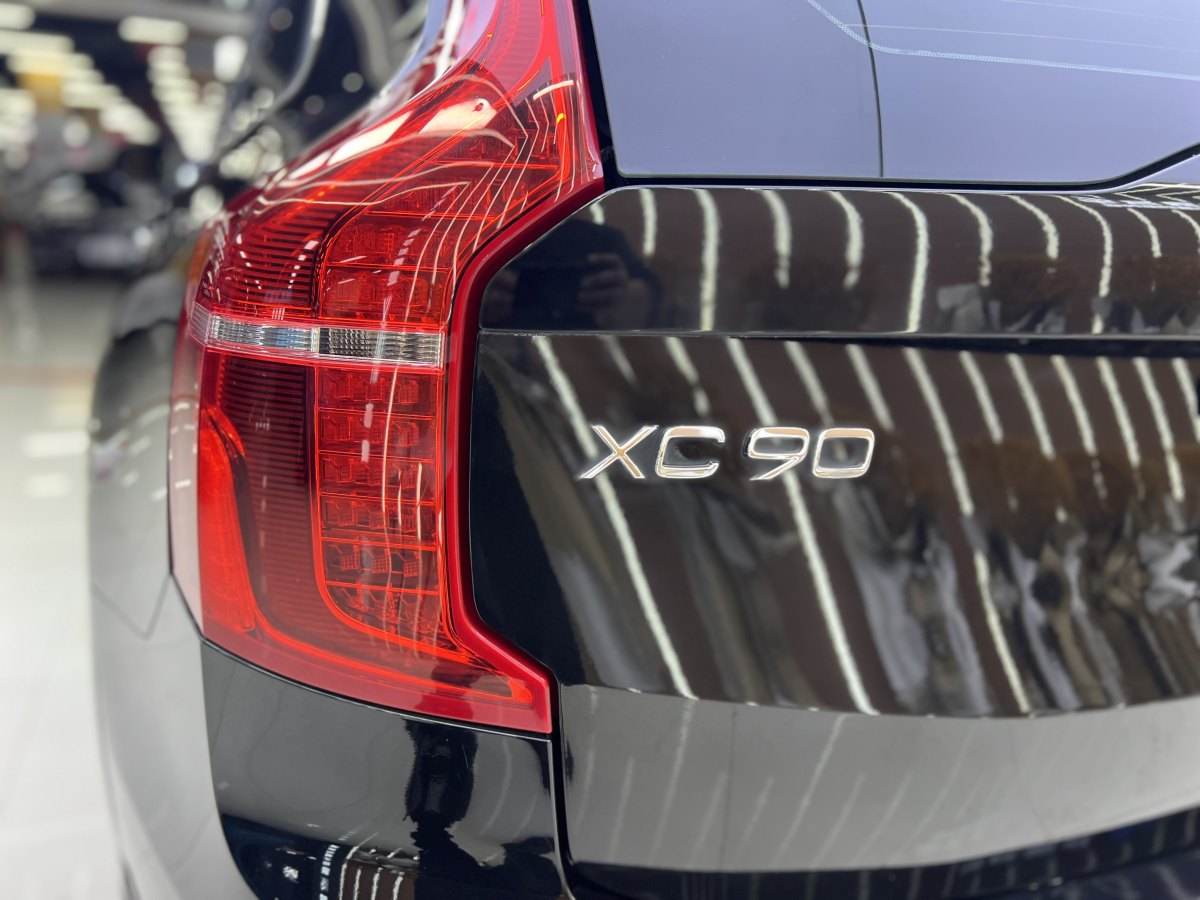 沃爾沃 XC90  2018款 T6 智逸版 7座圖片