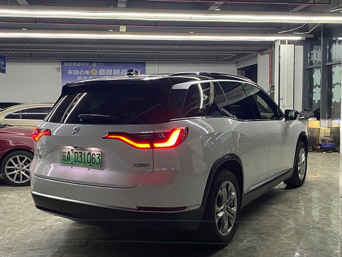 蔚來 ES8  2020款 415KM 基準(zhǔn)版 七座版圖片