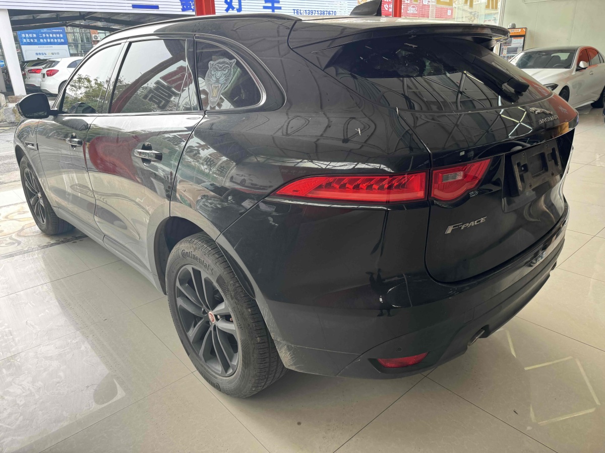 捷豹 F-PACE  2020款 2.0T 賽旗版圖片