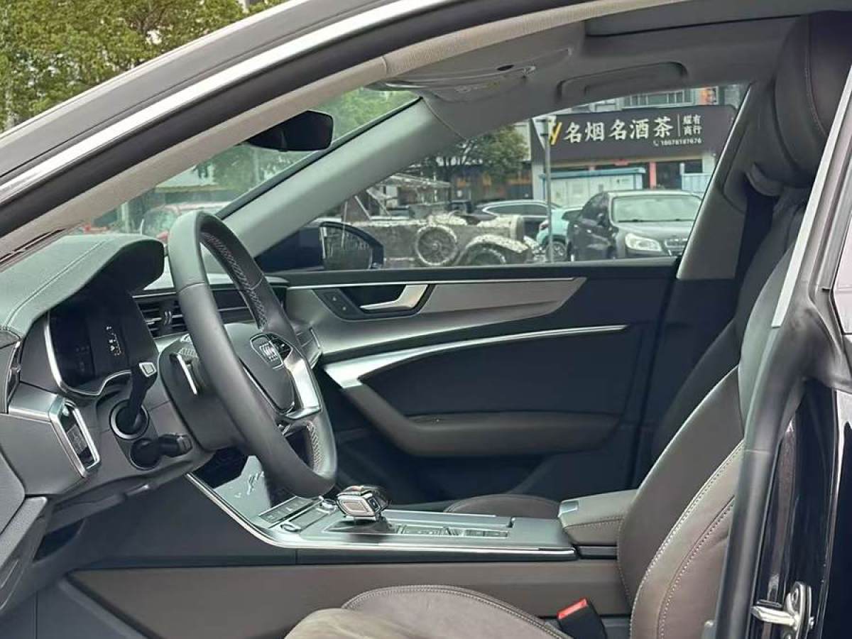 奧迪 奧迪A7L  2022款 45 TFSI S-line 筑夢(mèng)新生版圖片