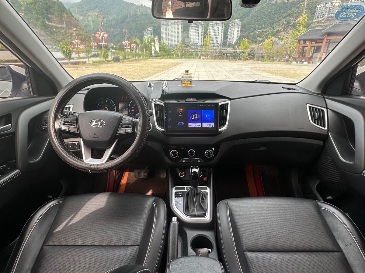 2018年11月現(xiàn)代 ix25  2017款 1.6L 自動智能型