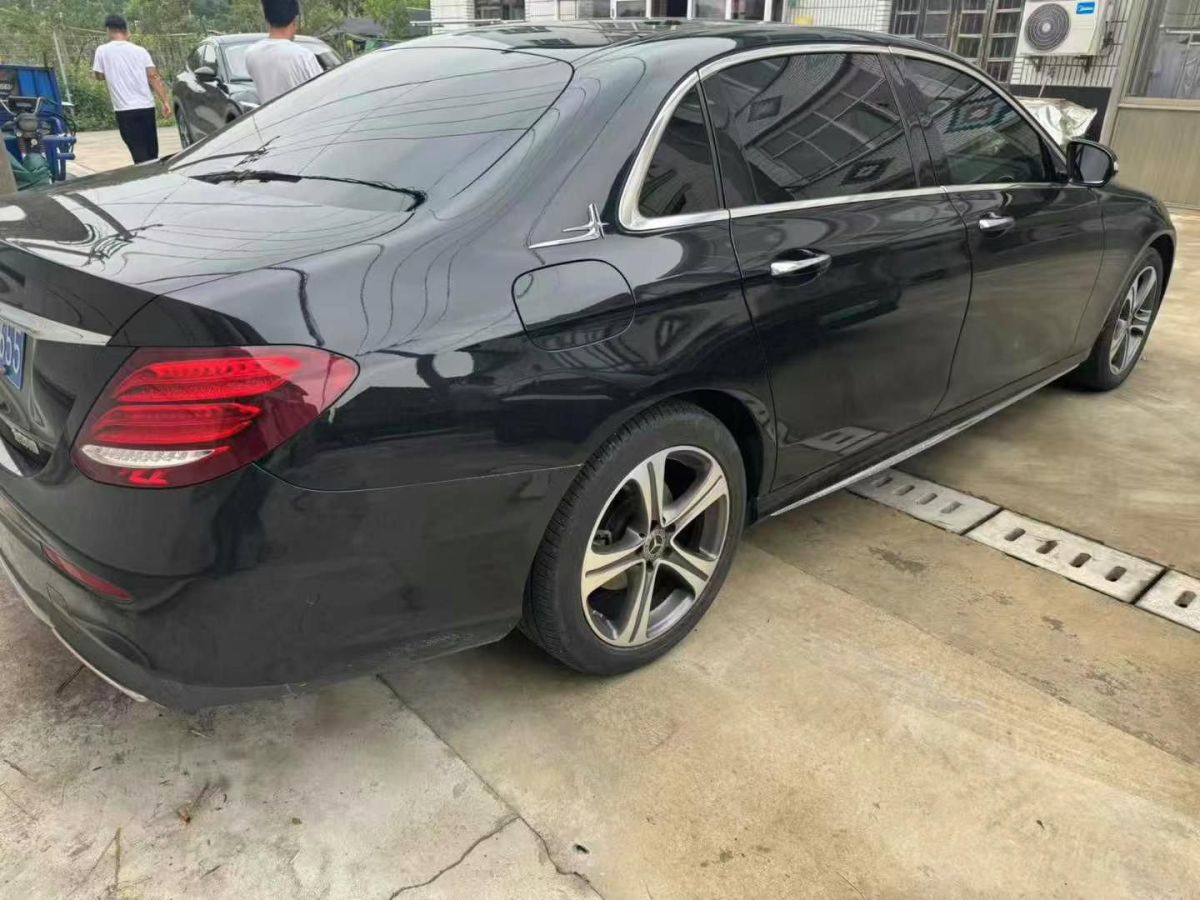 奔馳 奔馳E級  2020款 E 300 L 豪華型圖片
