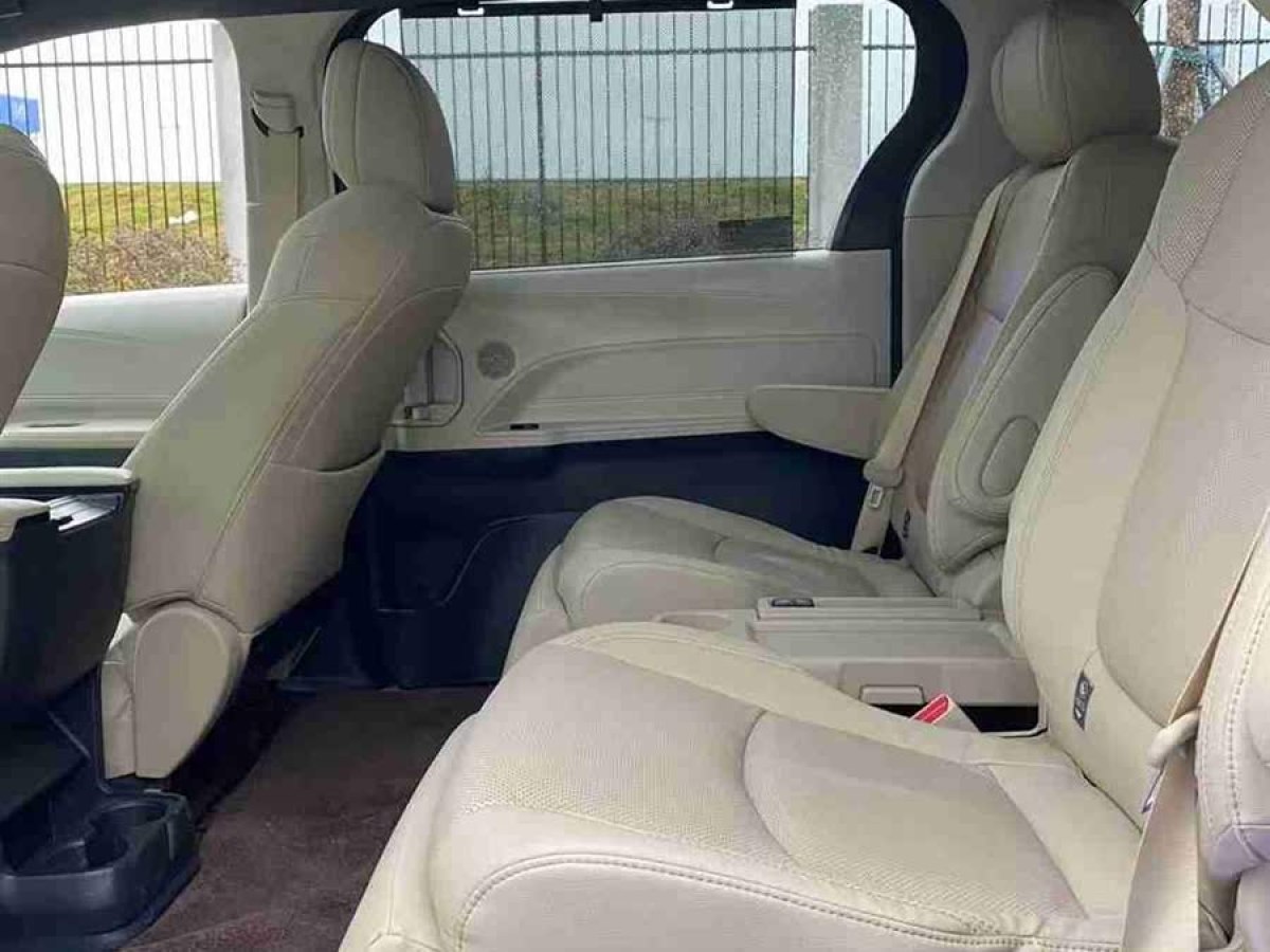 豐田 賽那SIENNA  2021款 2.5L混動 尊貴版圖片