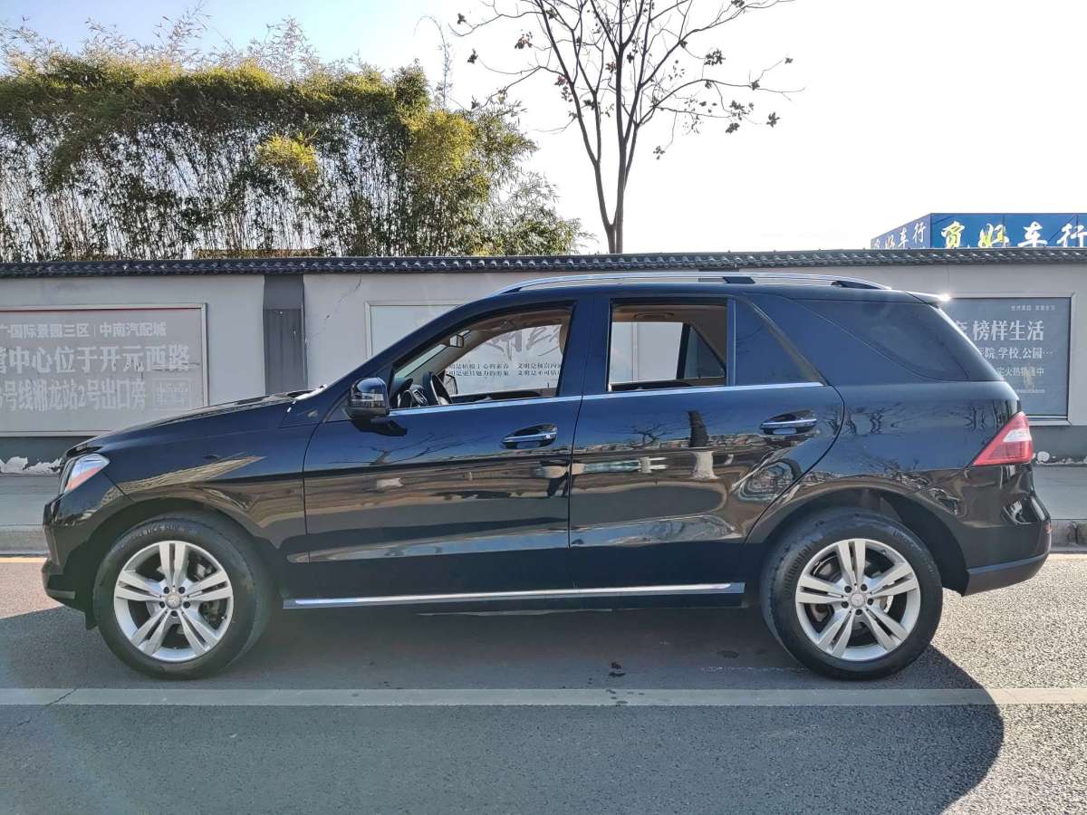 奔馳 奔馳M級  2014款 ML 350 CDI 4MATIC圖片