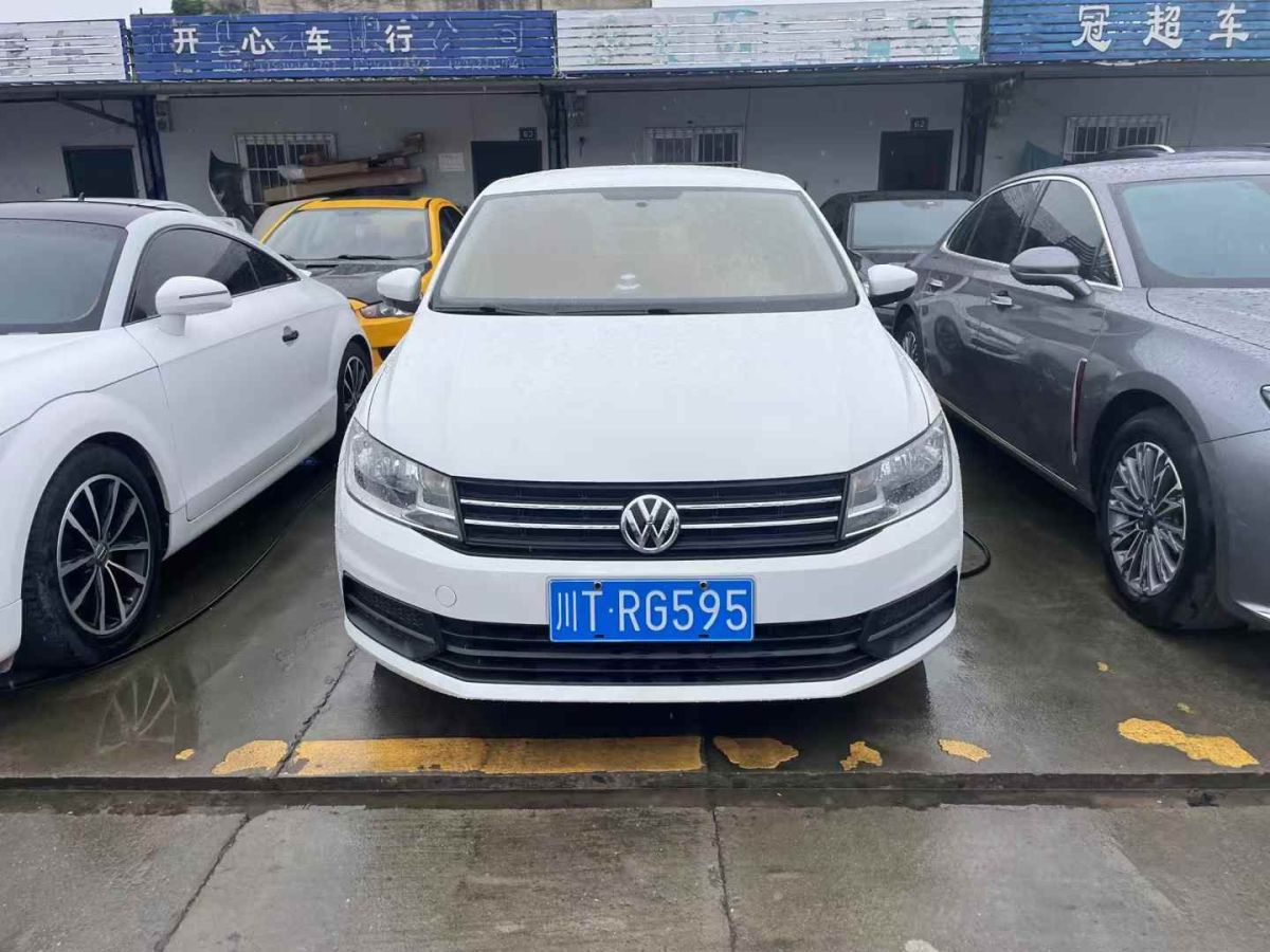大眾 桑塔納 圖片