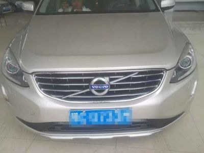 2017年3月 沃爾沃 XC60 2.0T T5 AWD 個(gè)性運(yùn)動(dòng)版圖片