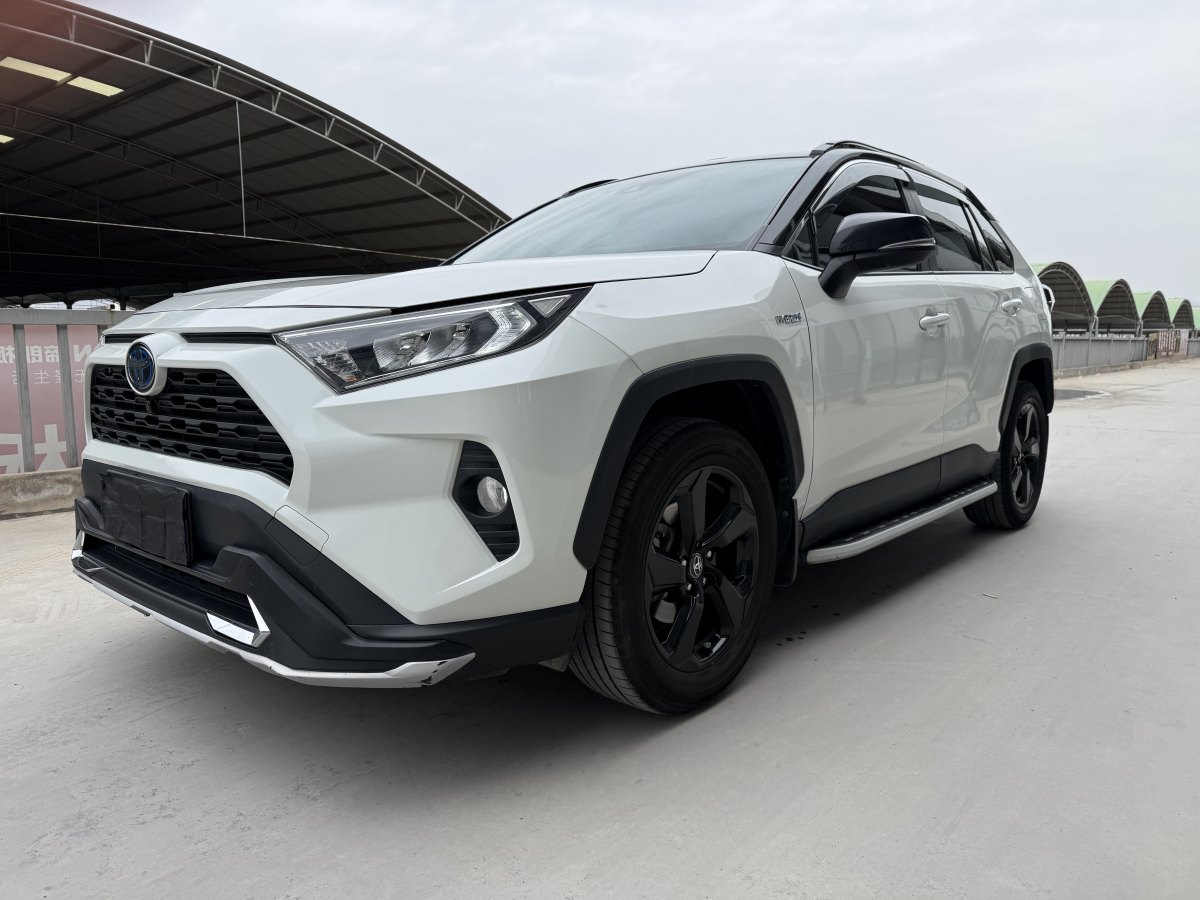 豐田 RAV4榮放  2020款 雙擎 2.5L CVT四驅(qū)精英PLUS版圖片