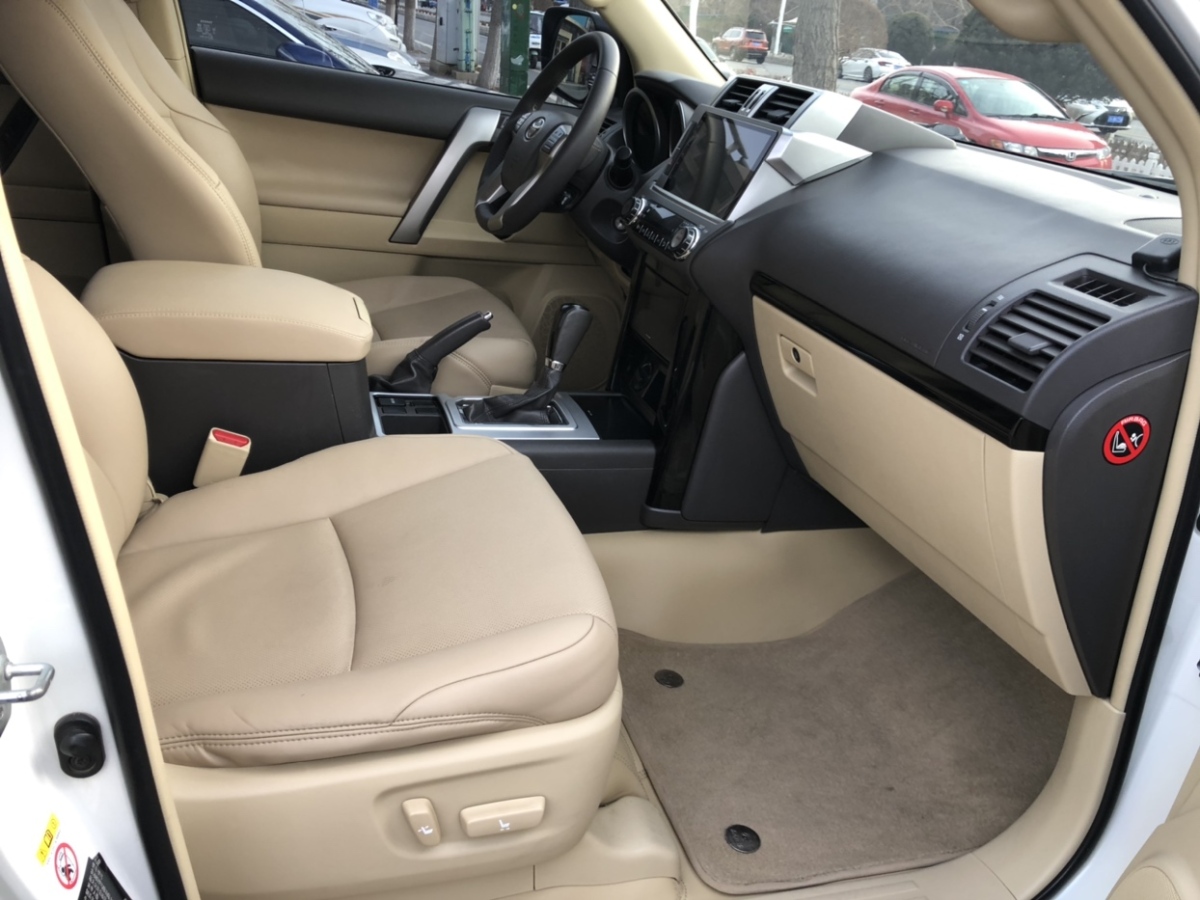2014年9月丰田 普拉多  2015款 2.7L 自动豪华版