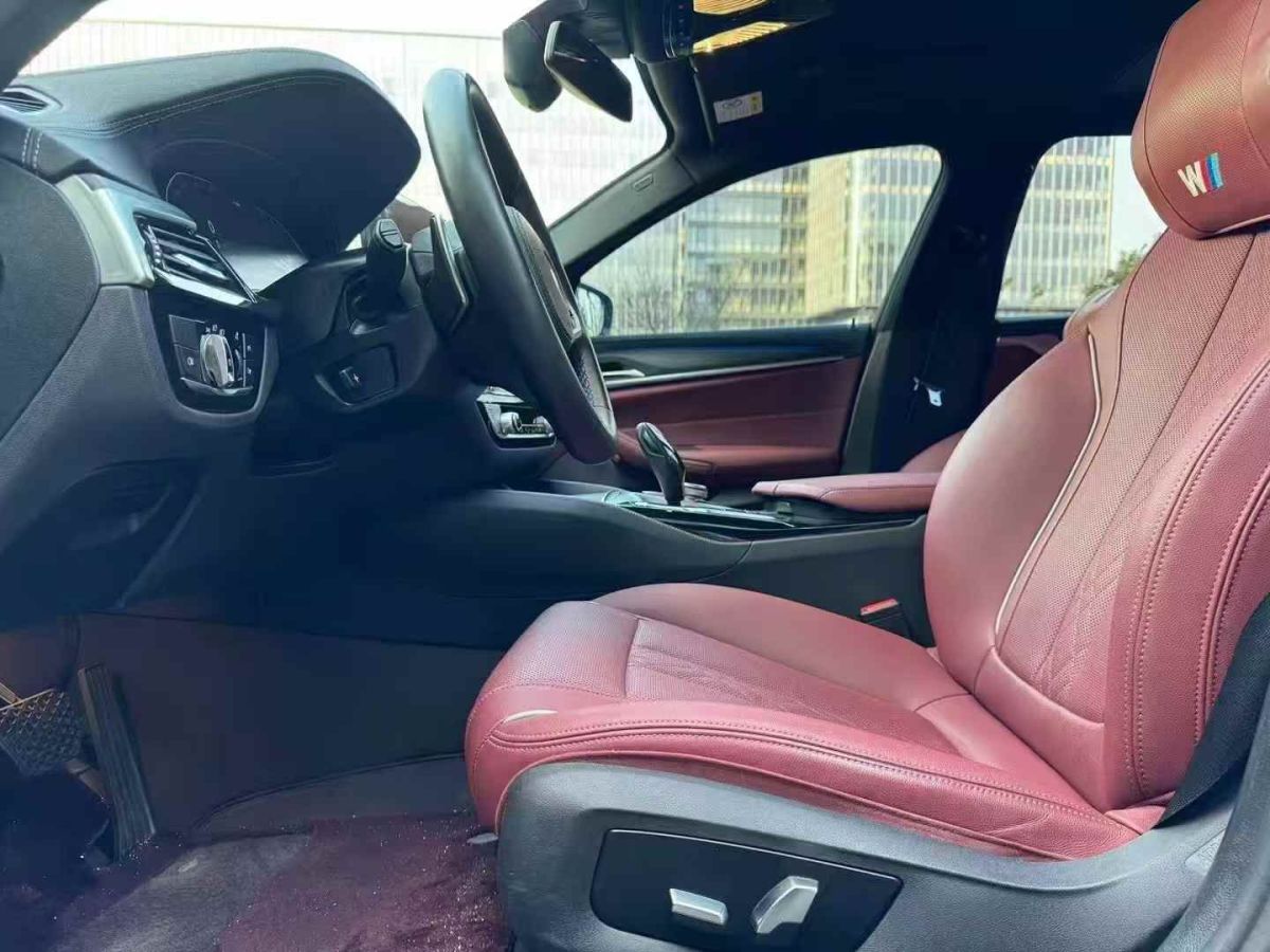 寶馬 寶馬5系  2023款 530Li xDrive 豪華套裝圖片