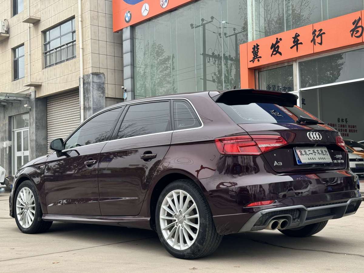 奧迪 奧迪A3  2018款 30周年年型 Sportback 35 TFSI 時尚型圖片