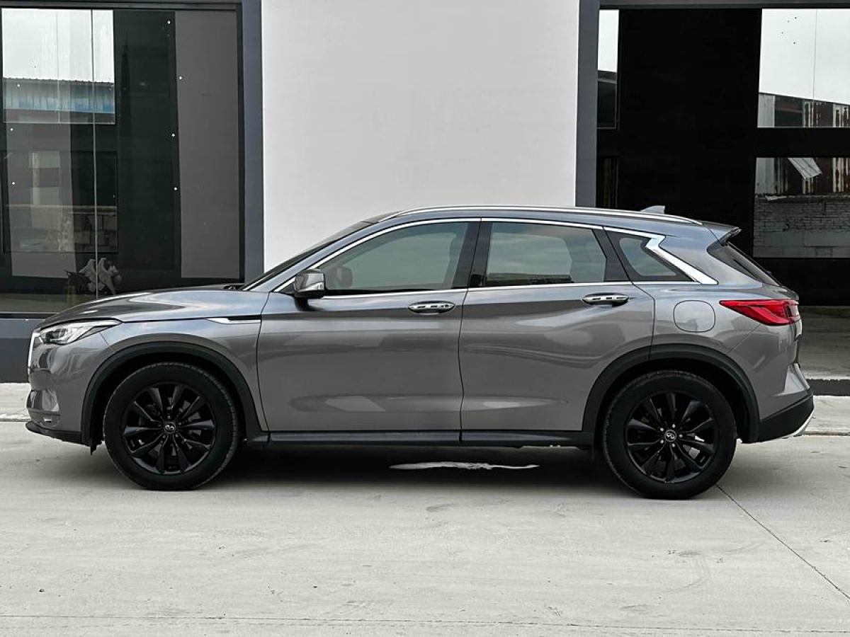 英菲尼迪 QX50  2018款 2.0T 兩驅時尚版圖片