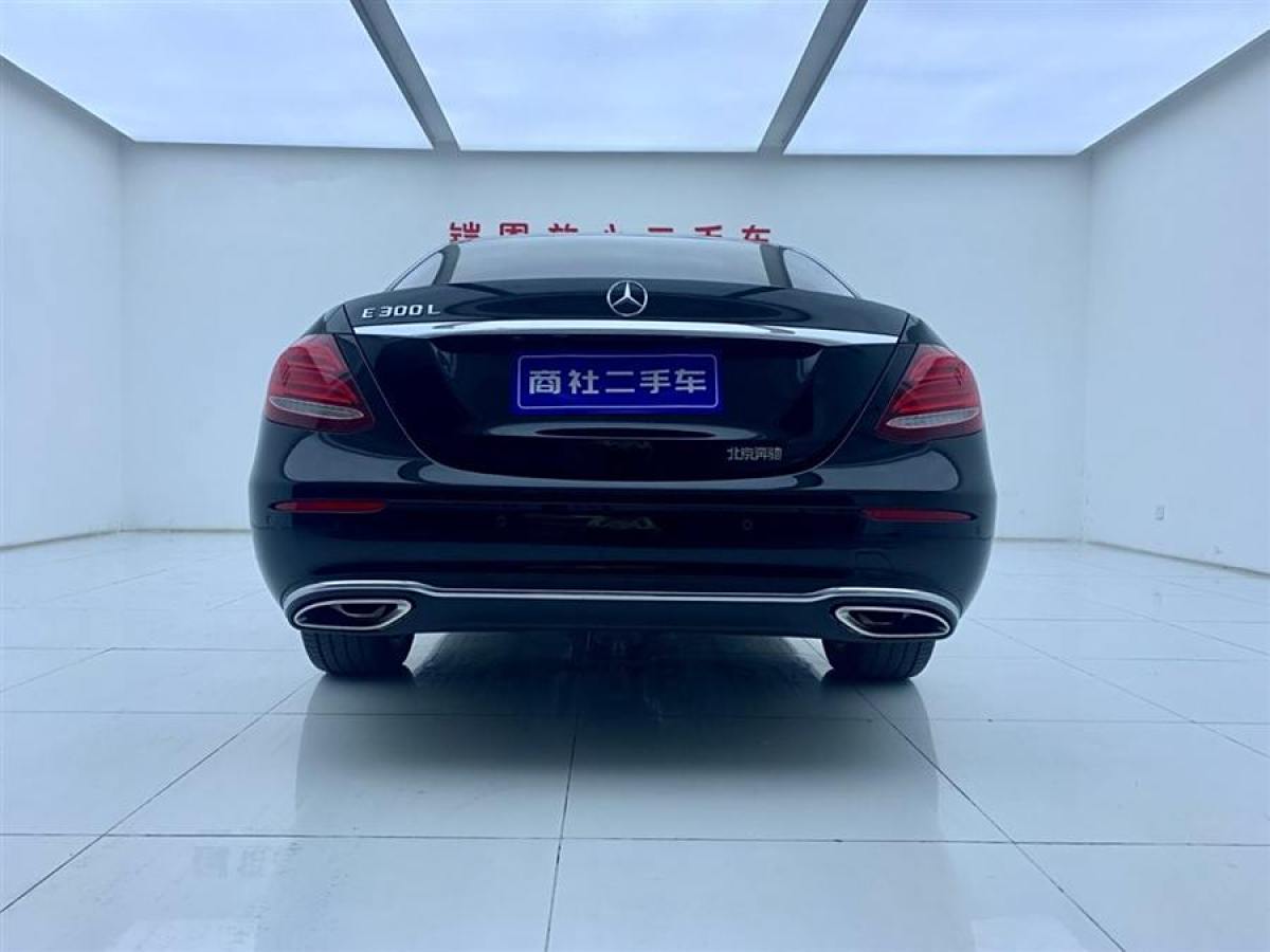 奔馳 奔馳E級(jí)  2020款 E 300 L 豪華型圖片