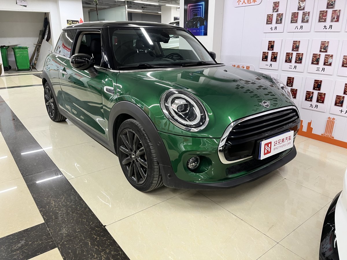 MINI MINI  2020款 1.5T COOPER 藝術(shù)家圖片