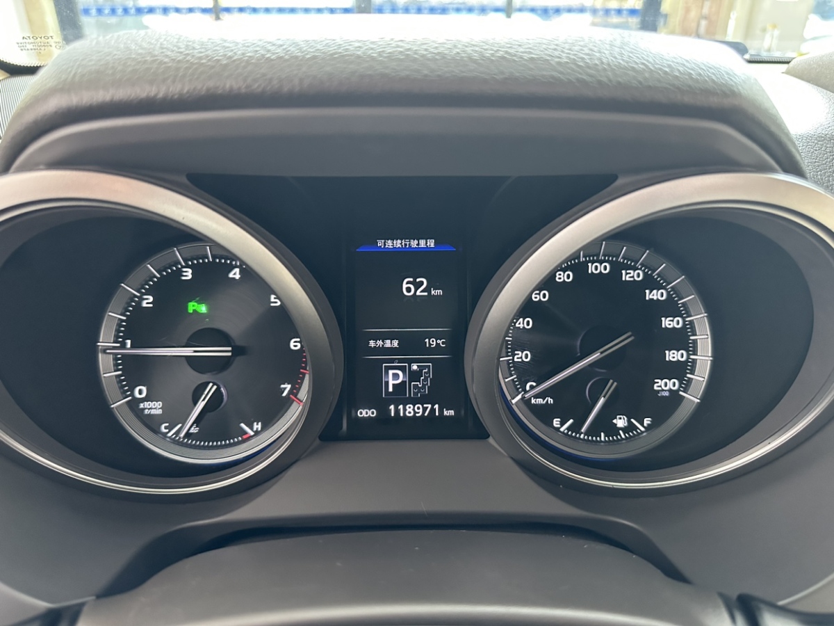 2014年10月丰田 普拉多  2014款 4.0L 自动TX-L