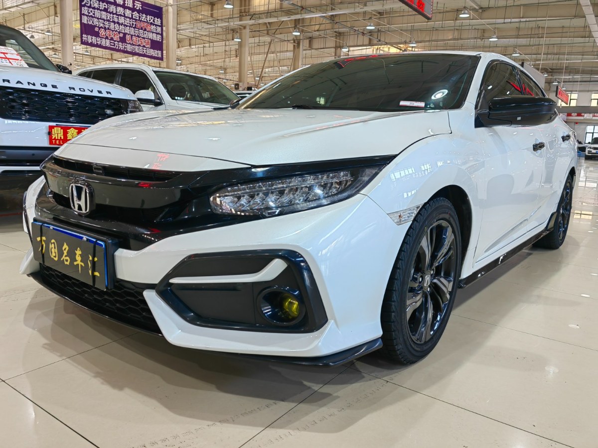 本田 思域  2021款 HATCHBACK 220TURBO CVT潮酷控圖片