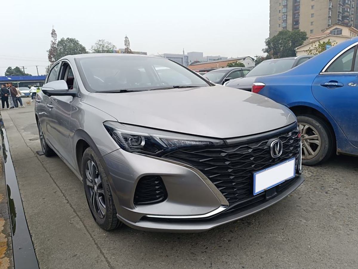 長(zhǎng)安 逸動(dòng)  2021款 PLUS 藍(lán)鯨NE 1.4T GDI DCT尊貴型圖片