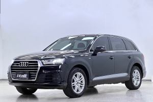 奥迪Q7 奥迪 40 TFSI S line运动型