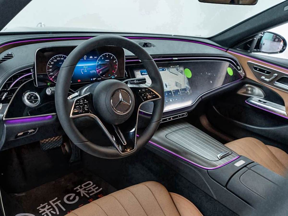 奔馳 奔馳E級(jí)  2024款 E 300 L 豪華型圖片