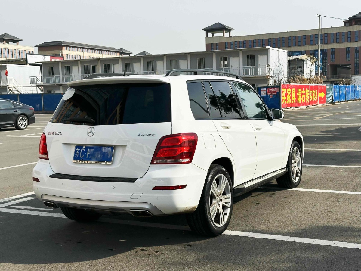 2013年7月奔馳 奔馳GLK級(jí)  2013款 GLK 300 4MATIC 動(dòng)感型