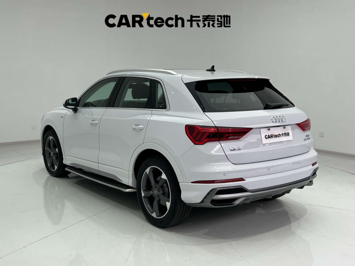 奧迪 奧迪Q3  2020款 35 TFSI 時(shí)尚動(dòng)感型圖片