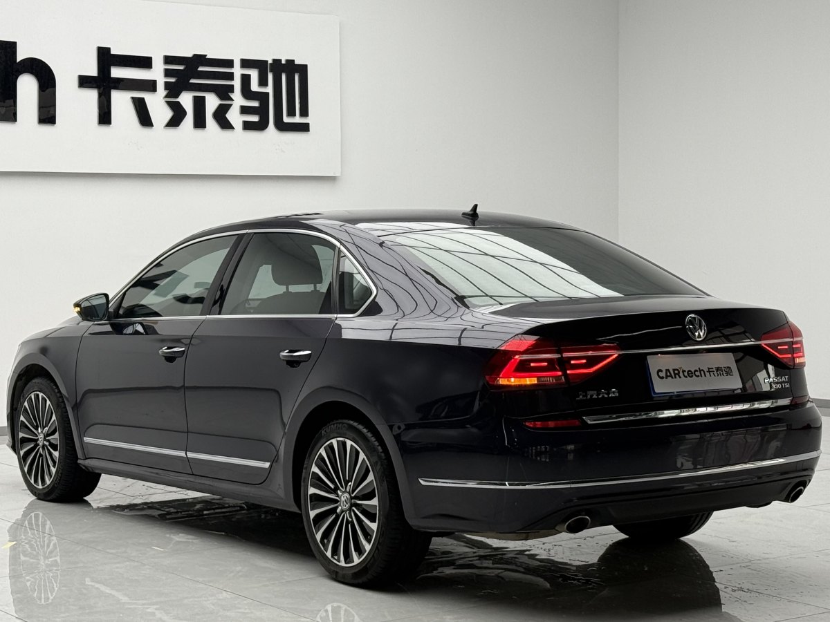 大眾 帕薩特  2017款 330TSI DSG領(lǐng)尊版圖片