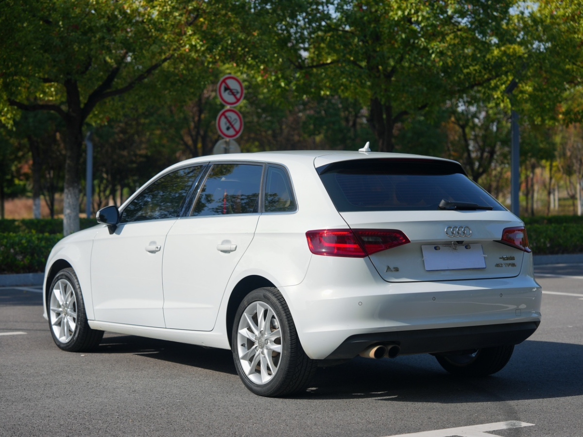 奧迪 奧迪A3  2015款 Sportback 40 TFSI 自動(dòng)舒適型圖片